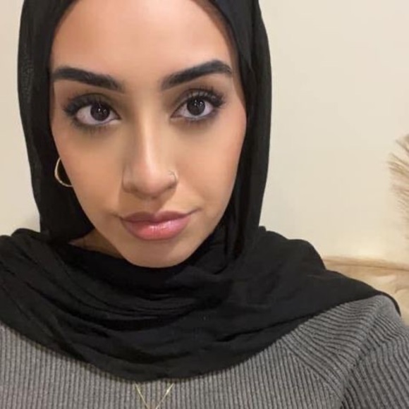 Meet your Posher, Sharipa - Picture 1 of 1